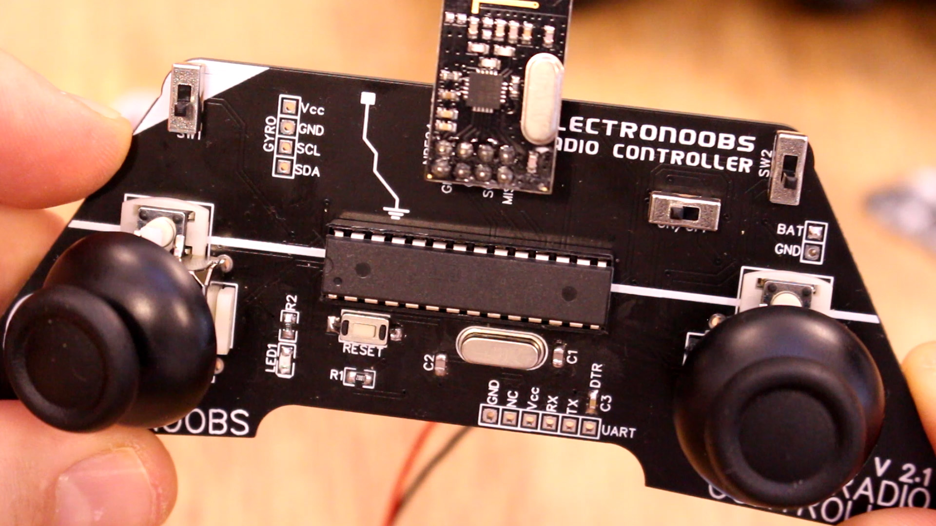 Arduino NRF24 radio controller PCB